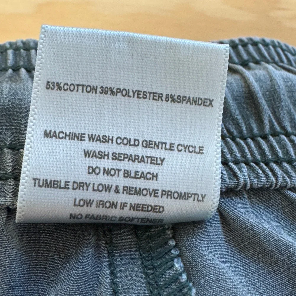 Bearbottom Clothing Mens 7 Inch Inseam Shorts Green Gray Medium Stretch 570